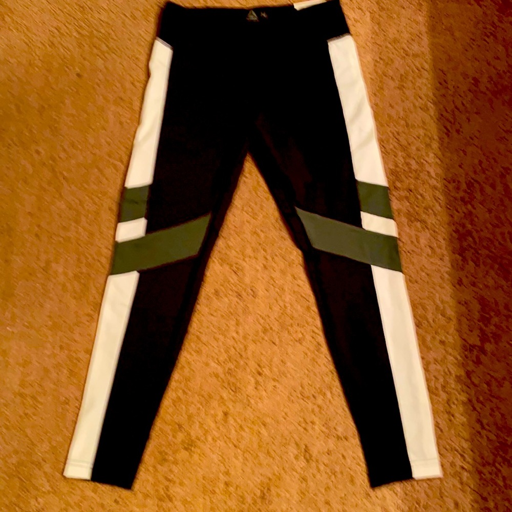 Reebok workout leggins